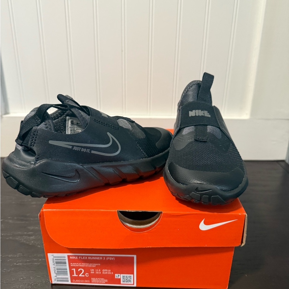 Nike Kids Flex Runner 2 Black Sneakers